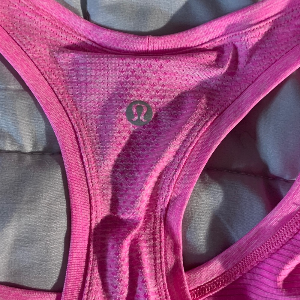 Lululemon tank - Picture 2 of 2